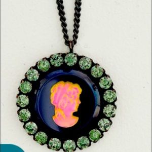 Sabika Cameo Necklace